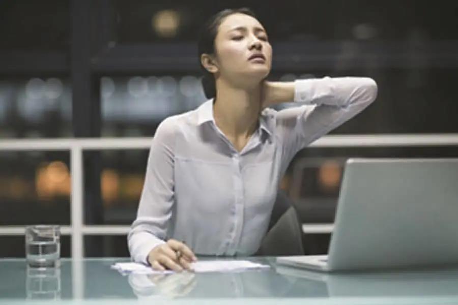 艾灸這幾個(gè)穴位，輕松解救脖子酸痛僵硬