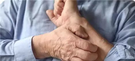 凡是皮膚病，都可用艾灸！艾灸止癢，濕疹瘙癢一掃光！